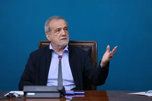 پزشکیان: صرفه‌جویی بنزین از دولتی‌ها شروع شود/ضرورت برنامه‌ریزی برای مصرف ماشین‌های دولتی