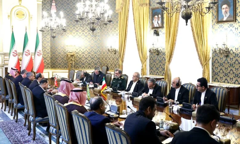 دیدار مقامات ترکیه، پاکستان و عربستان با رئیس جمهور ایران