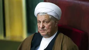 عکس دیده‌نشده از اسب‌سواری هاشمی‌رفسنجانی در لرستان