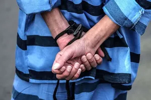 دستگیری سارق حرفه‌ای با 14 فقره سرقت در شاهین شهر اصفهان