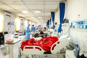 انتقال تعدادی از مجروحان عراقی حملات عربستان به ایران