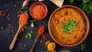 آیا عدس و حبوبات پخته به‌تنهایی نیاز روزانه بدن به پروتئین را تأمین می‌کند؟