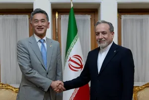 دیدار خداحافظی سفیر ژاپن در ایران با وزیر امور خارجه