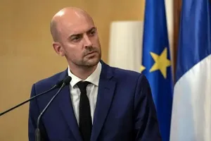 جواب وزیر خارجه فرانسه به ترامپ: اجازه نمی دهیم دیگران وقایع کشور ما را روایت کنند