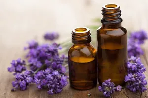 ۶ روغن گیاهی موثر در رشد و سلامتِ پوست و مو