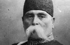«عین‌الدوله، وزیر مظفرالدین شاه» در کنار جمعی از درباریان؛ 125 سال قبل (عکس)