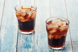 آیا قند میوه موجود در نوشابه‌ها به گسترش سرطان کمک می‌کند؟