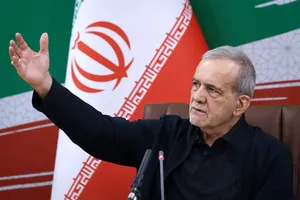 پزشکیان: وقتی تفاهمنامه نقض شد؛ یک تیم باید تشکیل می‌شد تا نقض را بررسی و حل کند؛ اما ما حل نکردیم و دعوای با آمریکا را انتخاب کردیم