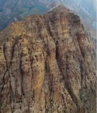 کوه «دنا»