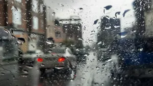 هشدار پلیس راه مازندران درباره لغزندگی جاده‌ها و خطر تصادف