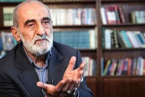 حمایت حسین شریعتمداری از سخنرانی پزشکیان