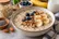 طرز تهیه اوتمیل سالم و رژیمی؛ یک صبحانه خوشمزه، سیرکننده و مقوی