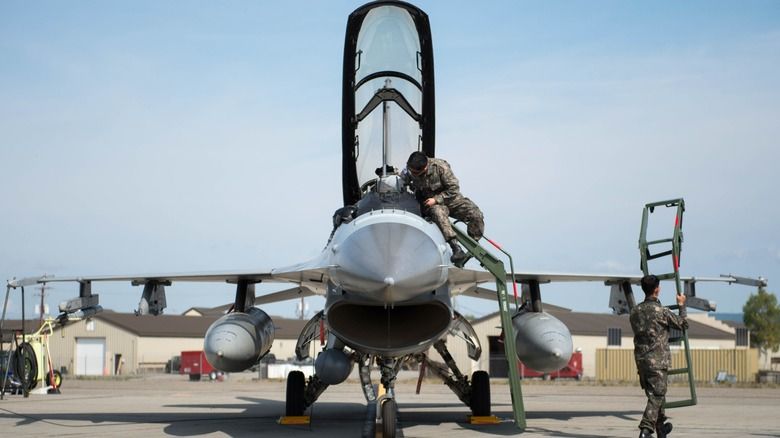 جنگنده F-16 Viper جنگنده F-16 Viper