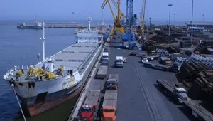 تمدید ۱۲۰ روزه مهلت واردات و ترخیص کالا از سوی بانک مرکزی برای پرونده‌های ارزی