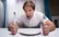 چرا همیشه گرسنه هستید؟ ؛ ۸ دلیل پنهان گرسنگی همیشگی