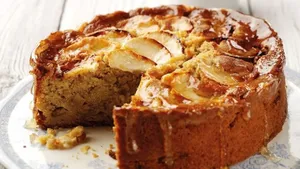 طرز تهیه کیک سیب و دارچین