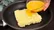 طرز تهیه رامن با تخم‌مرغ و پنیر در ماهیتابه؛ یک غذای فوری ۱۰ دقیقه‌ای