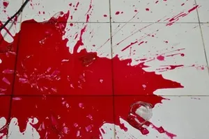 قتل زن ۴۵ ساله در شیراز؛ قاتل در محل حادثه دستگیر شد